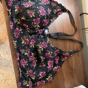 Floral Lace Bralette in Black with Pink Roses
